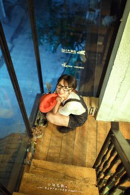 震惊！班长为何成全班的插座？是人性的扭曲还是道德的沦丧？快戳进来一探究竟！